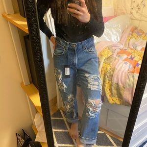 Levi’s relaxed fit boyfriend jeans